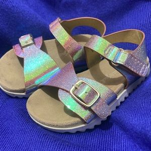 Gently used Cat & Jack Metallic Sandals Size 5. PRECIOUS!